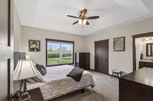 1305 Meadow Ct, Shakopee, MN 55379 - Photo 14