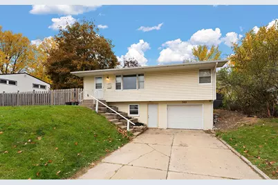 7169 Clay Avenue, Inver Grove Heights, MN 55076 - Photo 1