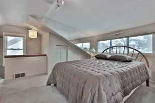 87 Quail St, Mahtomedi, MN 55115 - Photo 12