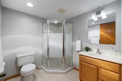 8131 Upton Avenue S, Bloomington, MN 55431 - Photo 26