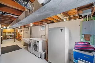 8131 Upton Ave S, Bloomington, MN 55431 - Photo 28