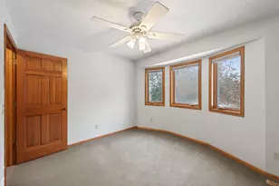 102 Woodridge Ln, Circle Pines, MN 55014 - Photo 28