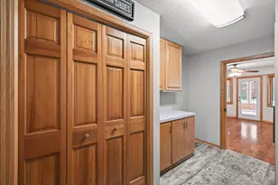 102 Woodridge Ln, Circle Pines, MN 55014 - Photo 32