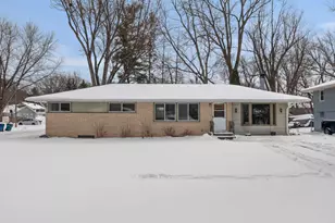 1007 S Shore Dr, Forest Lake, MN 55025 - Photo 6
