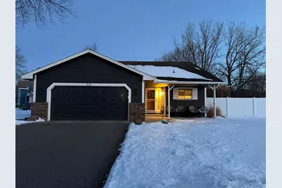 631 Conestoga Trail, Chanhassen, MN 55317 - Photo 2