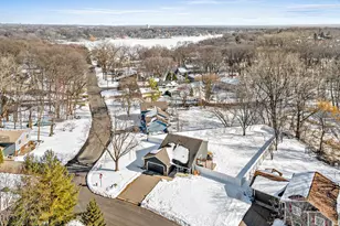 631 Conestoga Trail, Chanhassen, MN 55317 - Photo 1