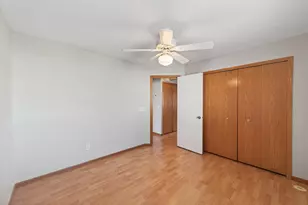 15687 Finewood Ct, Apple Valley, MN 55124 - Photo 10