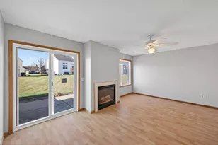 15687 Finewood Ct, Apple Valley, MN 55124 - Photo 18