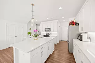 7167 Walnut Grove Way N, Maple Grove, MN 55311 - Photo 4