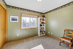 1693 Windsor Dr S, Shakopee, MN 55379 - Photo 16