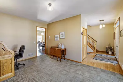 1693 Windsor Drive S, Shakopee, MN 55379 - Photo 10