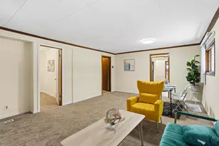 1592 Greenbrier St, Saint Paul, MN 55106 - Photo 2