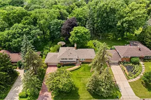 3081 Chatsworth St N, Roseville, MN 55113 - Photo 30