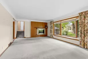 3081 Chatsworth St N, Roseville, MN 55113 - Photo 10
