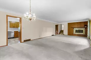 3081 Chatsworth St N, Roseville, MN 55113 - Photo 14