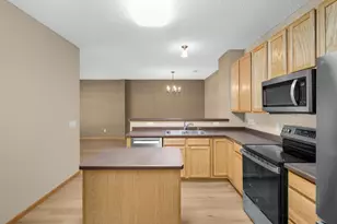 4901 Bisset Ln, Inver Grove Heights, MN 55076 - Photo 14