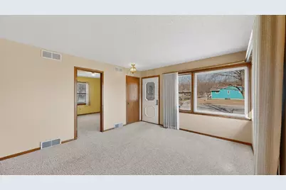 605 Main Street S, Chatfield, MN 55923 - Photo 4