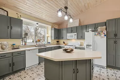 13761 Dorothy Drive, Rogers, MN 55374 - Photo 4