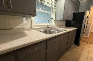 240 Kneale Ave N, Thief River Falls, MN 56701 - Photo 20