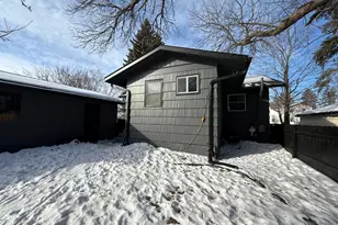 240 Kneale Ave N, Thief River Falls, MN 56701 - Photo 38