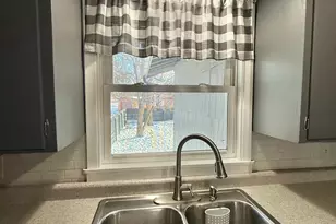 240 Kneale Ave N, Thief River Falls, MN 56701 - Photo 22