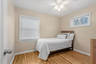 2139 4th St E, Saint Paul, MN 55119 - Photo 18