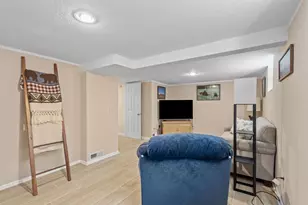 2139 4th St E, Saint Paul, MN 55119 - Photo 28