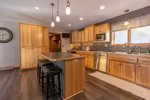 2311 S Burgen Dr SE, Alexandria, MN 56308 - Photo 16