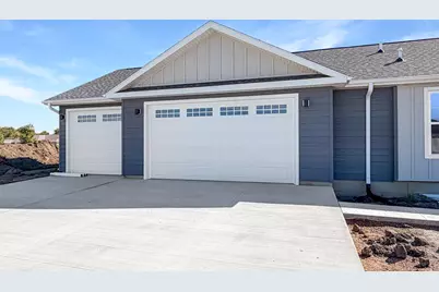 1509 Ellis Avenue, Marshall, MN 56258 - Photo 2