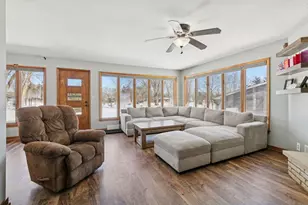 111 Sunrise Ave N, New Prague, MN 56071 - Photo 6