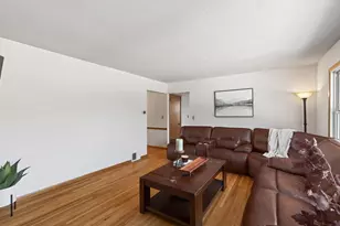 704 E 130th St, Burnsville, MN 55337 - Photo 14