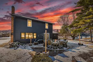 704 E 130th St, Burnsville, MN 55337 - Photo 2