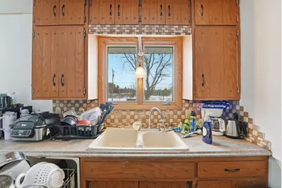 304 2nd Street SE, Hinckley, MN 55037 - Photo 4