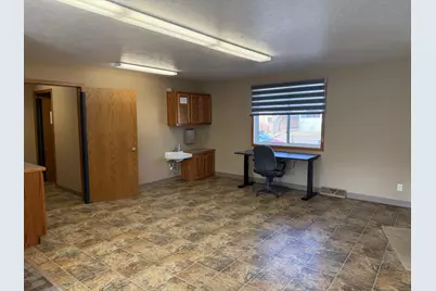 713 10th Street, Worthington, MN 56187 - Photo 8