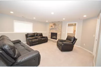 1465 McIntosh Circle, Shakopee, MN 55379 - Photo 14