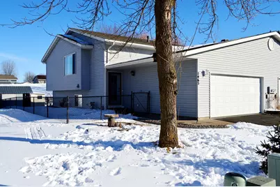 1465 McIntosh Circle, Shakopee, MN 55379 - Photo 1