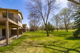 2224 Pinewood Dr, Shakopee, MN 55379 - Photo 36