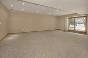 2224 Pinewood Dr, Shakopee, MN 55379 - Photo 24