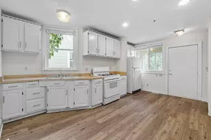 2610 Dupont Ave S, Minneapolis, MN 55408 - Photo 10