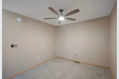 8026 Golden Valley Road, Golden Valley, MN 55427 - Photo 14