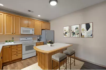 8026 Golden Valley Road, Golden Valley, MN 55427 - Photo 10