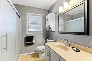910 6th St W, Hastings, MN 55033 - Photo 16
