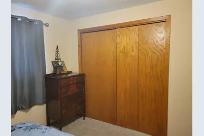 405 Riverside Avenue S, Thief River Falls, MN 56701 - Photo 14