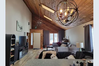405 Riverside Avenue S, Thief River Falls, MN 56701 - Photo 6