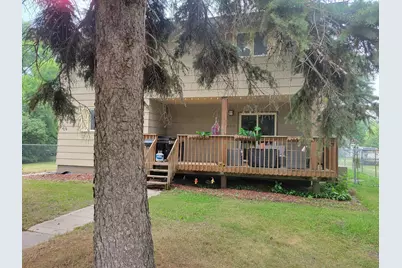 405 Riverside Avenue S, Thief River Falls, MN 56701 - Photo 1