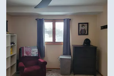 405 Riverside Avenue S, Thief River Falls, MN 56701 - Photo 22