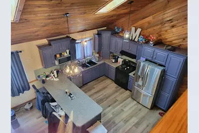 405 Riverside Avenue S, Thief River Falls, MN 56701 - Photo 4
