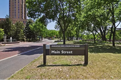 660 N 2nd Street #116, Minneapolis, MN 55401 - Photo 32