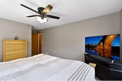 660 N 2nd Street #116, Minneapolis, MN 55401 - Photo 12