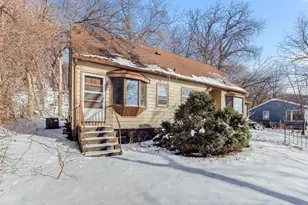 820 Point Douglas Rd S, Saint Paul, MN 55119 - Photo 2